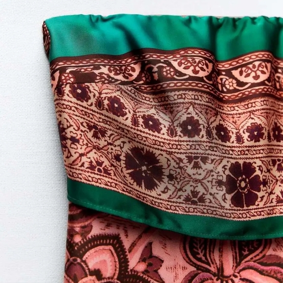 ❌️SOLD❌️PRINTED STRAPLESS DRESS MULTICOLORED SIZE M - Picture 10 of 10